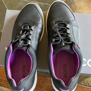 Ecco black sneaker size 40 (9)